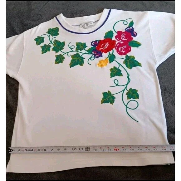 Shirt XL New Womens Kristin Paige Pullover Style White With Flowers - Picture 3 of 6